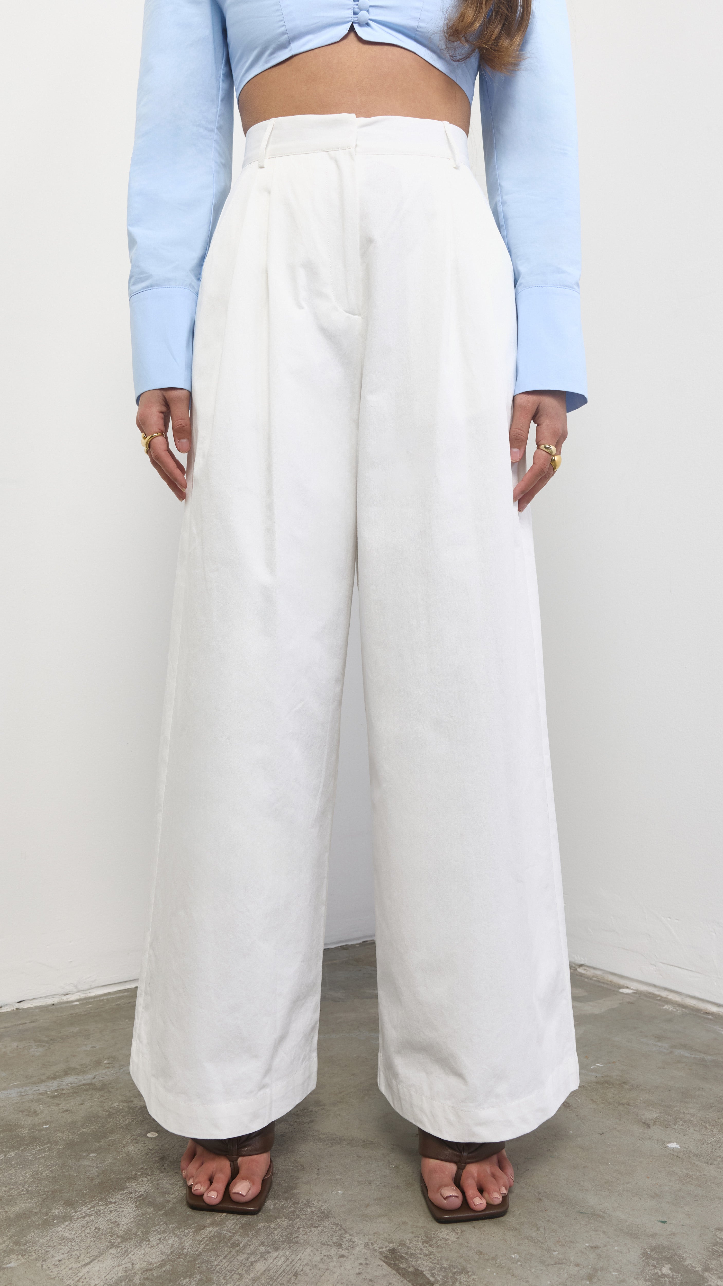Classic Wide Leg Pant
